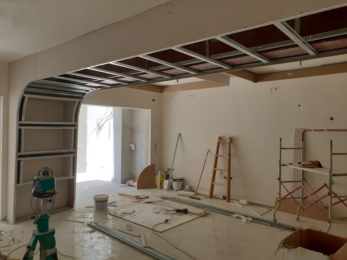 Gypsum Bulkhead Design in Attard